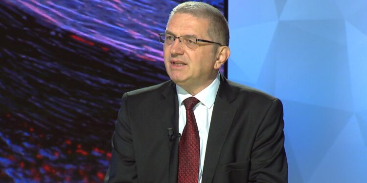 Amnistia fiskale, eksperti i Ekonomisë: Qeveria detyrohet nga oligarkët, i duhen para për PPP