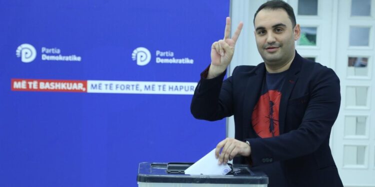 Këlliçi ka shumë gjasa t’i fitojë primaret e Tiranës, por…