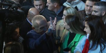 Pse nuk kishte dhunë në protestën e opozitës