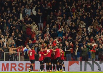 Bastet/Sa kuotohet fitorja sot e Kombëtares në “Air Albania”