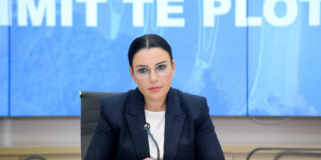 Balluku ia kthen Berishës: Ty të ka vdekur burrëria, nderi dhe fjala