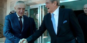 PD angazhohet t’u heqë pjesën erotike diplomatëve