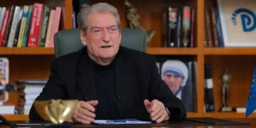 Nga mosbindja civile tek ngritja e Komisionit Hetimor, Berisha paralajmëron Ramën për protestën e 6 dhjetorit