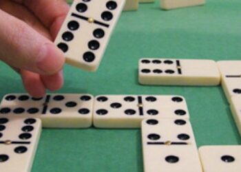 Tiranë/47-vjeçarit i ngulet th*ka në gjoks se bënte zhurmë nga loja me domino