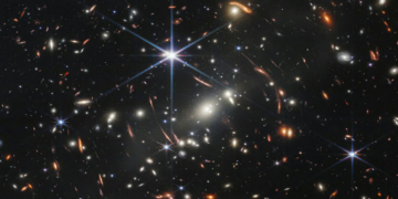 Teleskopi Jamess Webb zbulon dy galaktika të tjera, ndër të hershmet dhe më të largëtat e vëzhguara ndonjëherë