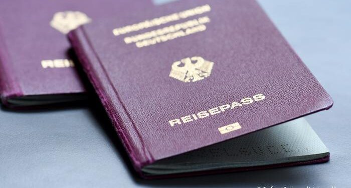 Gjermani, qeveria planifikon të lejojë shtetësinë e dyfishtë