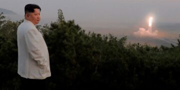 Koreja e Veriut po planifikon të ndërtojë raketën bërthamore më të fuqishme në botë