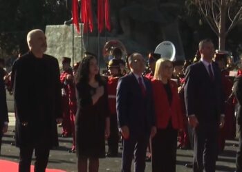 Liderët e Shqipërisë dhe Kosovës në Vlorë