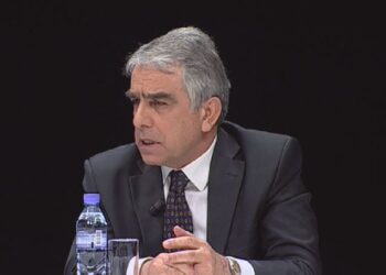 “Një shejtan me brirë”, Pëllumb Xhufi për Saliun, 6 dhjetorin, serbo-centrizmin europian dhe Qeverinë