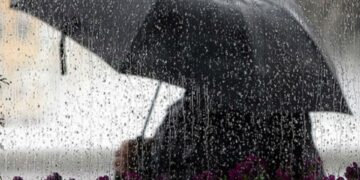 Vranësira, reshje shiu dhe stuhi thuajse në gjithë vendin