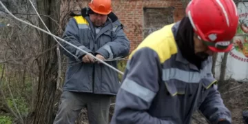 L*fta në Ukrainë: Gjashtë milionë banorë pa energji elektrike