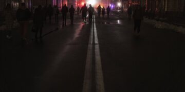 Franca dërgon 100 gjeneratorë në Ukrainë, pas sulmeve në infrastrukturën energjetike