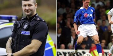 Nga futbollist në polic, ndryshimi që ka pësuar ish-sulmuesi i Premier Ligës