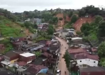 Përmbytje shkatërrimtare në Brazil, viktima e të zhdukur (VIDEO)