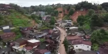 Përmbytje shkatërrimtare në Brazil, viktima e të zhdukur (VIDEO)