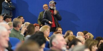 Mehdi Malkaj-Berishës: Doktor, kur ke gjithë jetën që zvarritesh si krimb, pse bërtet kur të shkelin me këmbë?