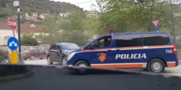 Plagosi me th*kë vjehrrin dhe kunatin, zgjat shumë pak arratia për dhëndrin në Vlorë