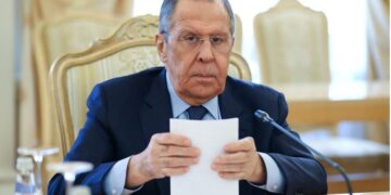 Lavrov: Perëndimi nuk e dëshiron përfundimin e luftës