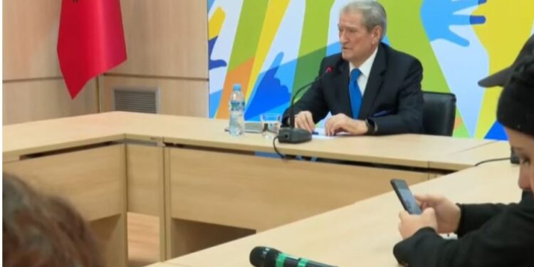 Zgjedhjet e 14 Majit, Berisha përgëzon kandidatët që u larguan nga Enkelejd Alibeaj