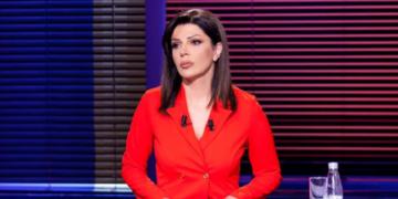 Sulmi me armë ndaj Top Channel, thirrja e revoltuar e gazetares: Rrethojeni Shqipërinë me shirita të verdhë nga Hasi në Konispol