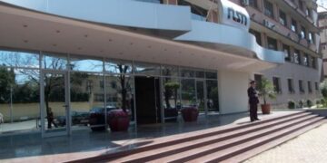 Dorëhiqet Drejtori i Përgjithshëm i RTSH-së