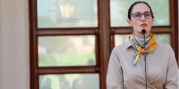 Rënia e euros në nivele historike, Ibrahimaj: Shkak investimet e huaja dhe turizmi