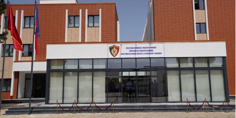 Detaje nga plagosja në Shkodër, 18-vjeçari sulmoi me thikë bashkëmoshatarët