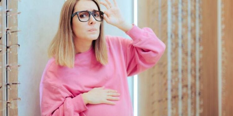 A përkeqësohet shikimi gjatë shtatzënisë? Kujdes nga këto simptoma