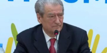 Berisha fton Ramën në debat: Do i’a nxjerr dokumentet e shkeljeve fap e fap