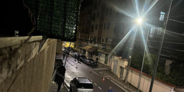 Vdekja e 20-vjeçarit në Tiranë, sherri mes të rinjve nisi për një vajzë