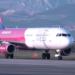 Skandal me linjën e ‘Wizz Air’! Shtyhen fluturimet drejt Italisë, qytetarët “bllokohen” në Rinas