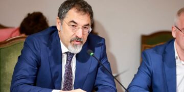 Arrestimi i Edmond Haxhisë në Angli, reagon Çuçi: Shumë shpejt do dalin para drejtësisë dhe personat e tjerë në kërkim