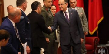 Begaj takim me anëtarët e Kursit të Lartë të Sigurisë dhe Mbrojtjes: Situata gjeopolitike është komplekse