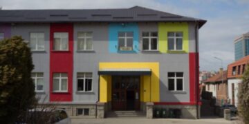 Dy nxënës në Kosovë i zë korrenti, nisen me urgjencë drejt spitalit