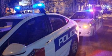 Sherr mes të rinjsh në Elbasan, një i plagosur (FOTO)