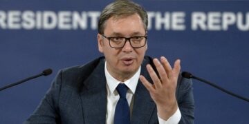 Tensionet në veri! Vuçiç: Ushtria të jetë të gatishmëri, lëvizni drejt Kosovës