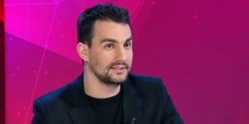 Digjet makina e avokatit Adriatik Lapaj