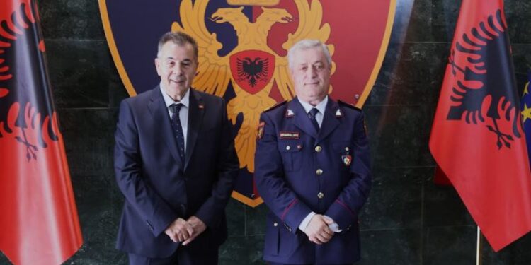 Rrumbullaku takohet me ambasadorin e Maqedonisë së Veriut në Shqipëri, ja çfarë diskutuan
