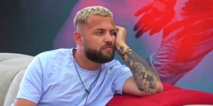 “Do iki direkt te varri i babait”, nga dasma te takimi me komshiet, Luizi tregon ç’do të bëjë më 7 maj