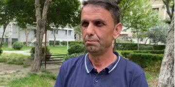 Dhunoi vjehrrën dhe djalin e ish-gruas dhe u dogji banesën, dorëzohet në polici ish-dhëndri: Jam i pafajshëm