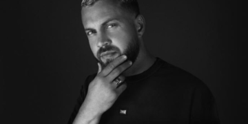 Kujt i është mirënjohës? Luizi poston foton e veçantë që emocionoi ndjekësit