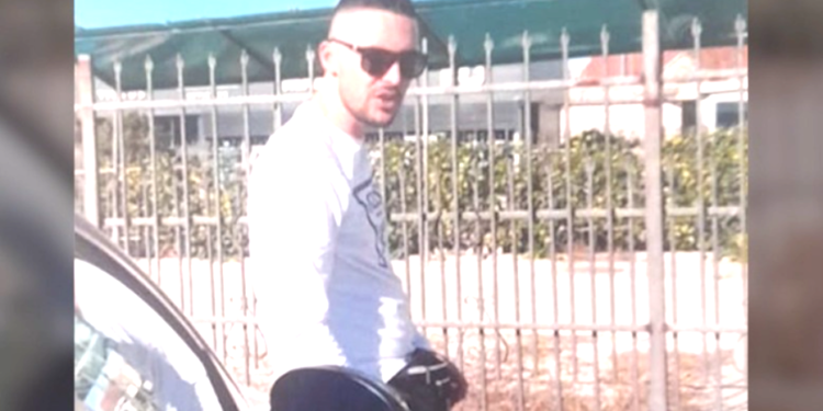 I zhdukur prej 2 marsit, 29-vjeçari vlonjat gjendet i groposur në një plantacion kanabisi në Spanjë: U godit me çekiç për 5 euro