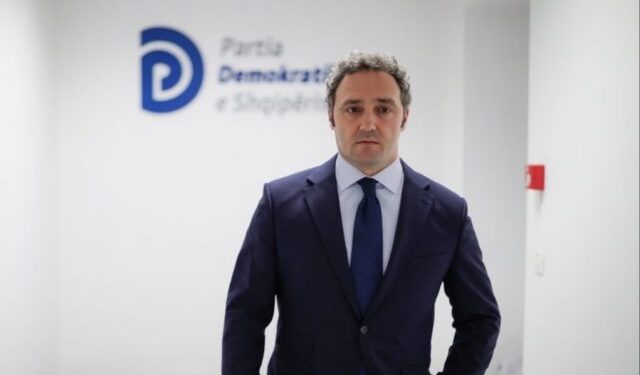 Në garë me dy favore të mëdha, kandidati i opozitës s’ka folur asnjëherë për projekte konkrete