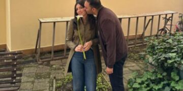 “100 vite të lumtura Annës”, partnerja feston 30-vjetorin, Këlliçi i dedikon fjalët e ndjera: Je gjysma ime