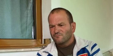 ‘Jam gati të shkoj që sot te familja e tyre nëse pranojnë’, i biri vrau 15-vjeçarin në Gramsh, babai: Si të ishte vrarë djali im