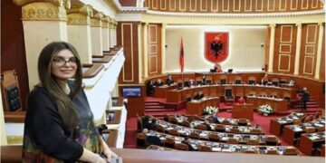 U arrestua për mashtrim, 30-vjeçarja “futi në kurth” tri personat e përfshirë në “Masakrën e Velipojës”