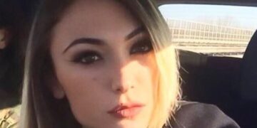 “E thera me thikë”, burri vret të dashurën 7 muajshe shtatzënë në Itali