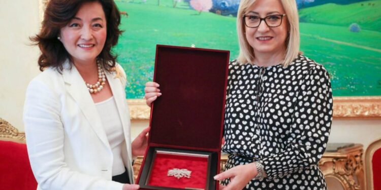 Përfundon misionin në Shqipëri, Nikolla takim lamtumire me Yuri Kim