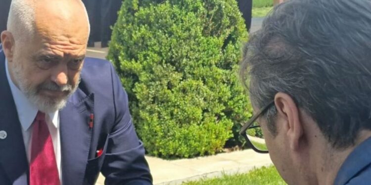 Takimi me Vuçiç në Moldavi, Rama: T’i jepet fund absurdit kërcënues, konflikti në Veriun e Kosovës duhet të zgjidhet krah për krah me botën demokratike