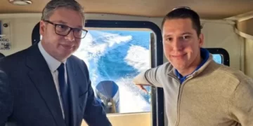 Vuçiç  tregon se çfarë u ka thënë i biri policëve të Kosovës: Babai im është presidenti juaj